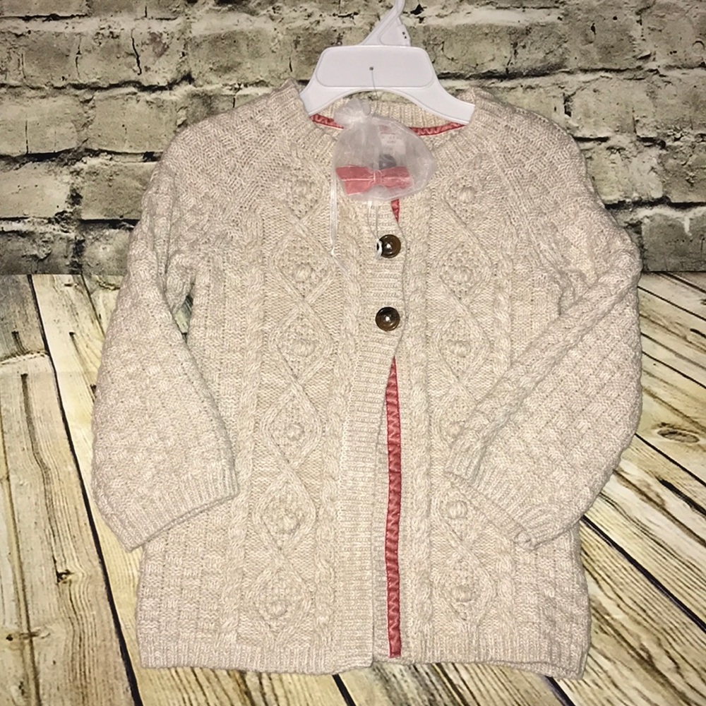 Girl’s cardigan